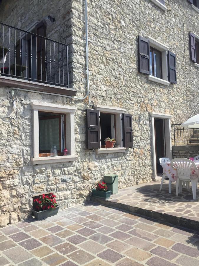 Casa Mary Apartment Brenzone sul Garda Luaran gambar
