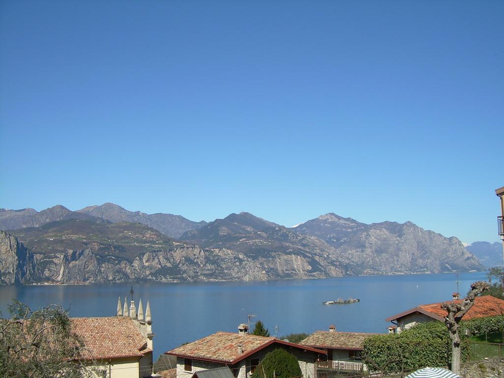 Casa Mary Apartment Brenzone sul Garda Bilik gambar