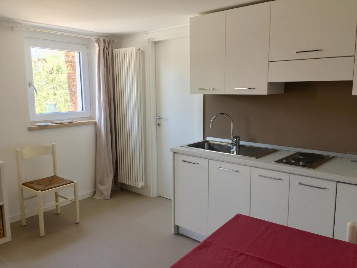 Casa Mary Apartment Brenzone sul Garda Luaran gambar
